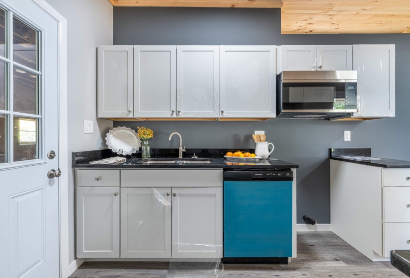 322 Galewood-8