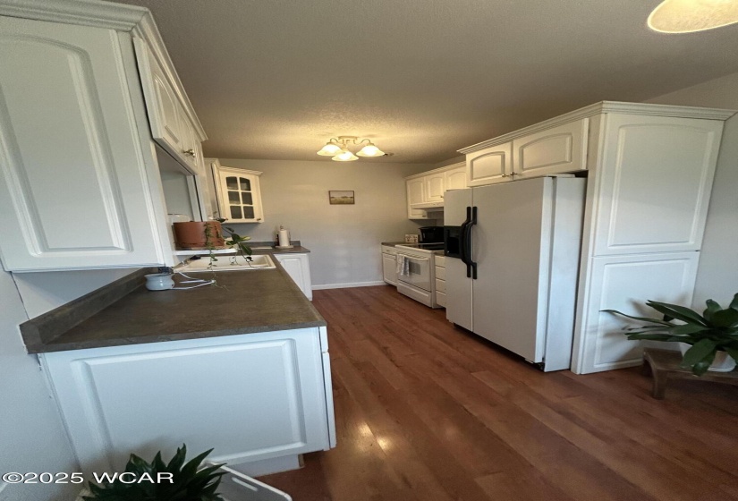 2275 Cable Road, Lima, Ohio, 2 Bedrooms Bedrooms, ,1 BathroomBathrooms,Residential,For Sale,Cable,306664