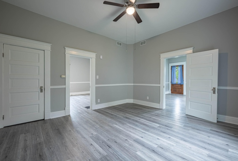 518 E Main-12
