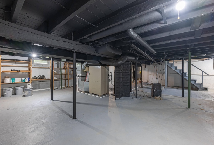 518 E Main-26