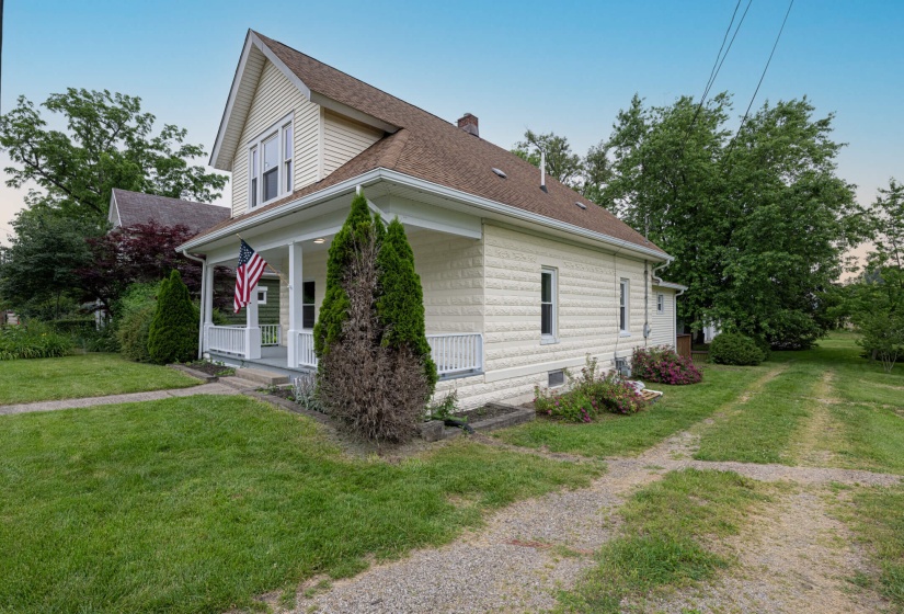 518 E Main-27