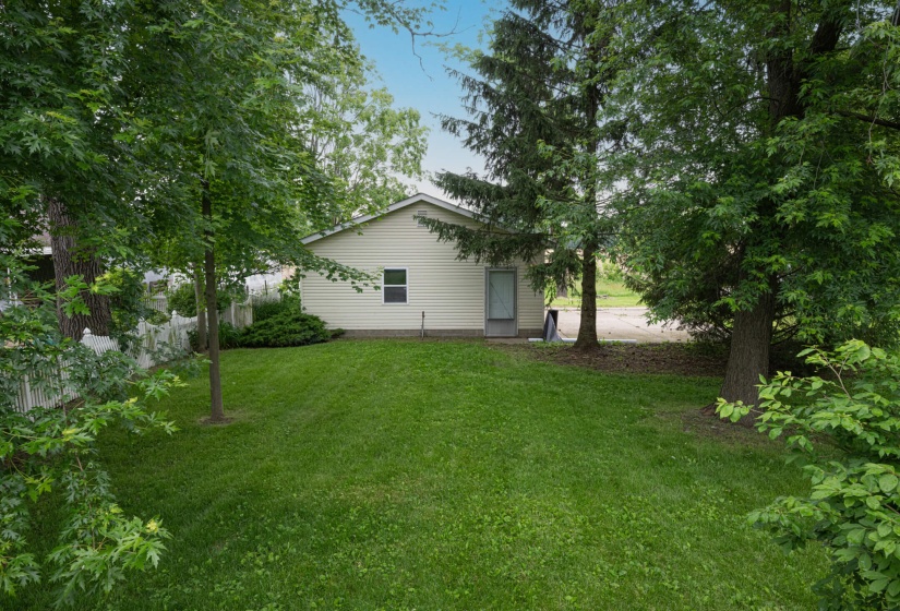 518 E Main-34
