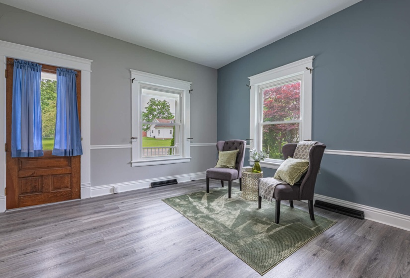 518 E Main-4