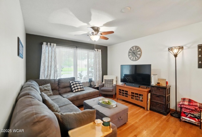 402 Grand Avenue, Ada, Ohio, 3 Bedrooms Bedrooms, ,2 BathroomsBathrooms,Residential,For Sale,Grand,307250