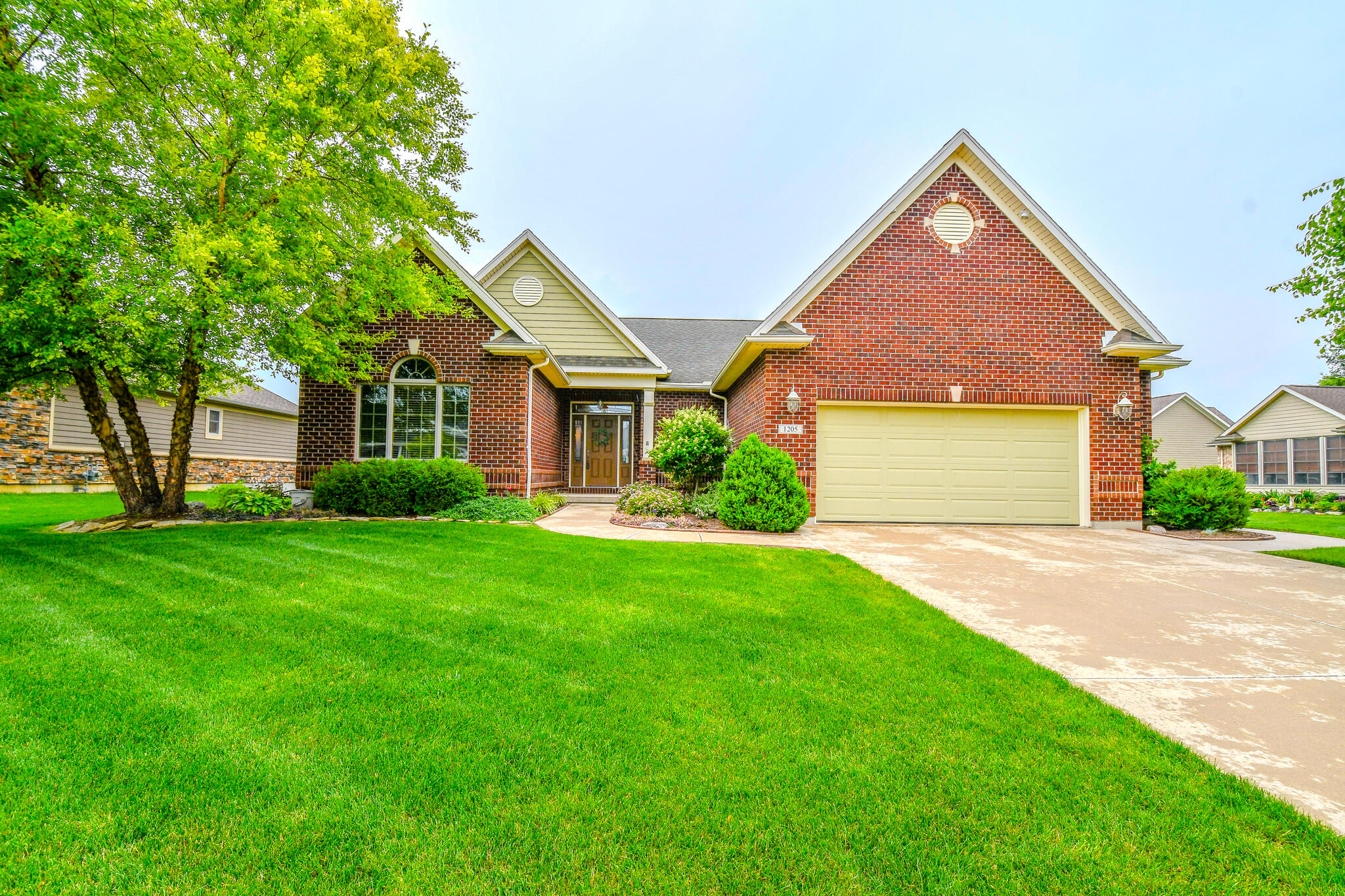 1205 Daylily Way, Troy, Ohio 45373