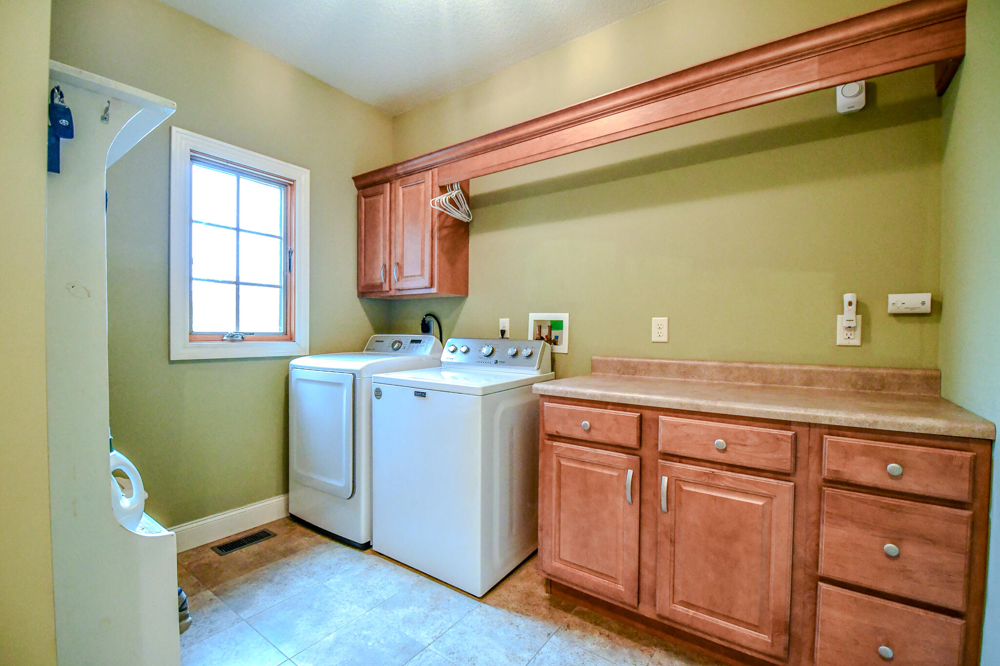 1205 Daylily Way, Troy, Ohio 45373