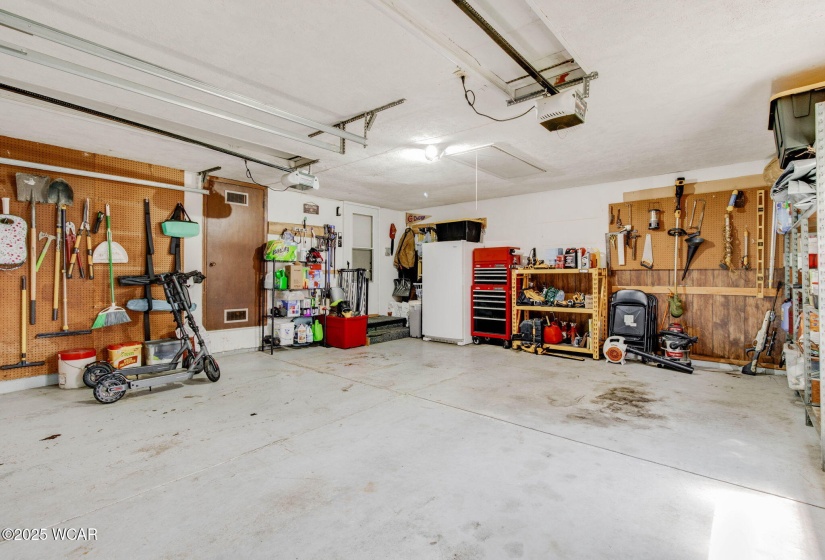 13-web-or-mls-2025 06 30 - 5077MarcielDr