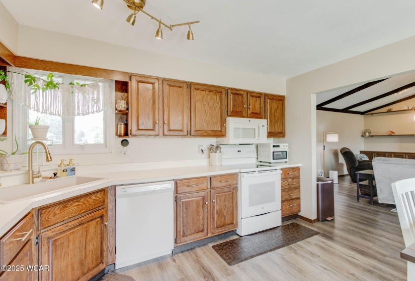 9-web-or-mls-2025 06 30 - 5077MarcielDr-