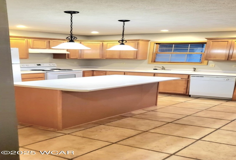 2925 Lilly Drive, Elida, Ohio, 3 Bedrooms Bedrooms, ,2 BathroomsBathrooms,Residential Lease,For Rent,Lilly,307409