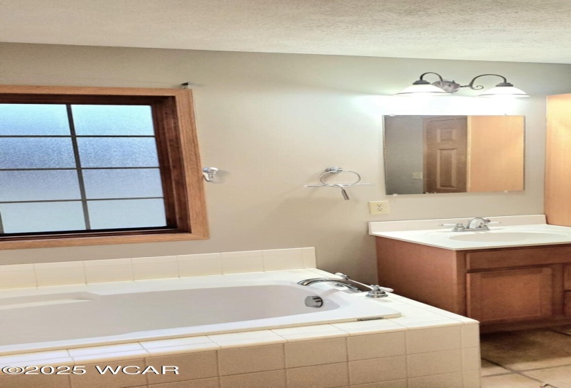 2925 Lilly Drive, Elida, Ohio, 3 Bedrooms Bedrooms, ,2 BathroomsBathrooms,Residential Lease,For Rent,Lilly,307409
