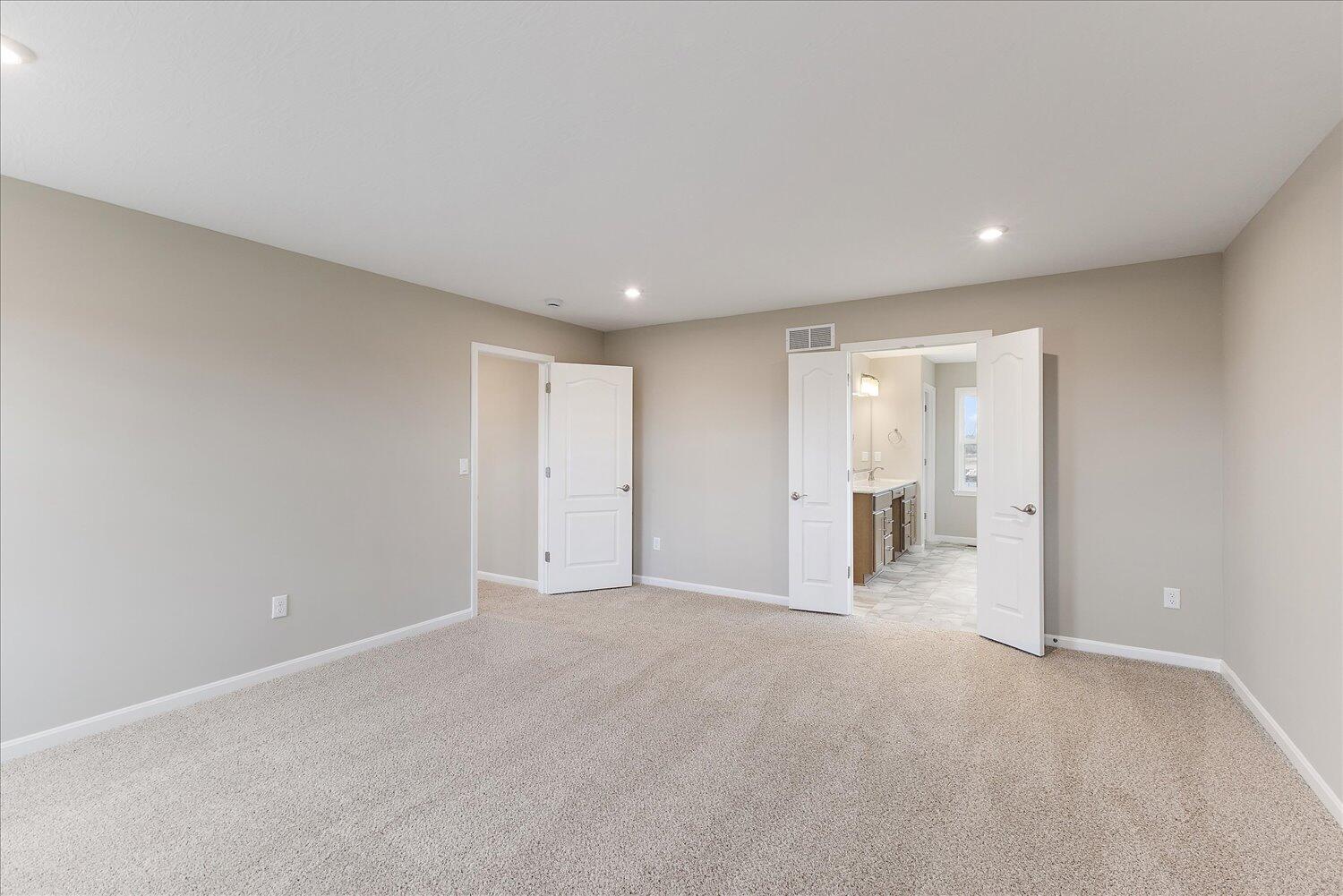 414 Landon Lane, Springfield, Ohio 45505