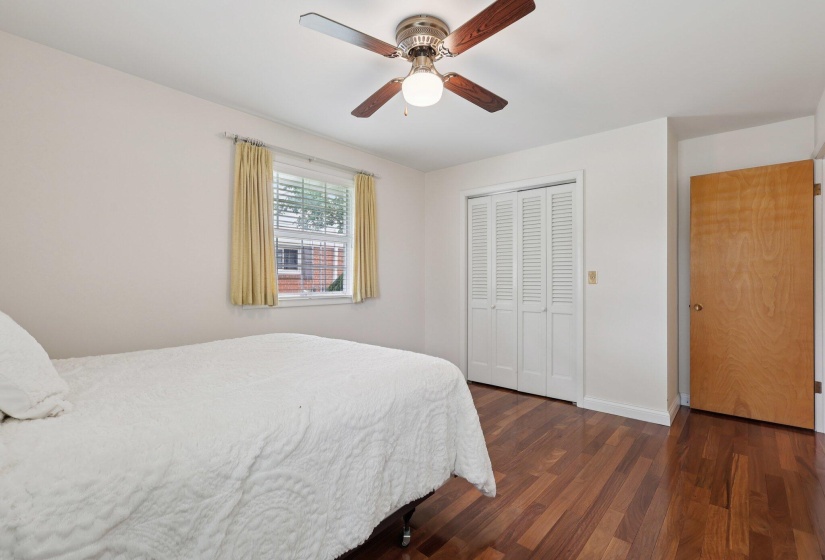 30-web-or-mls-Hickory Dr-1706-030