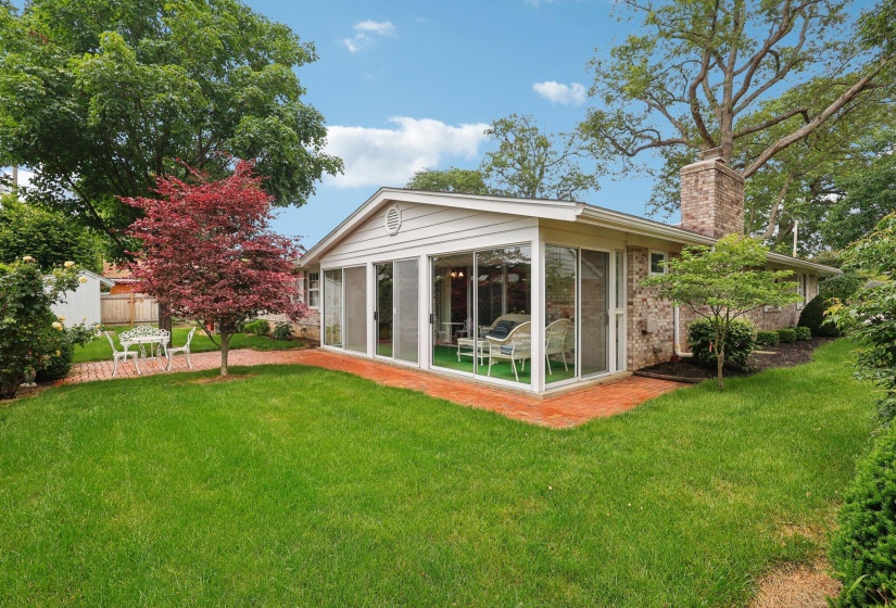 43-web-or-mls-Hickory Dr-1706-043