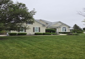 6764 Silver Lakes Drive, Celina, Ohio 45822, 4 Bedrooms Bedrooms, ,2 BathroomsBathrooms,Residential,For Sale,Silver Lakes,1039346