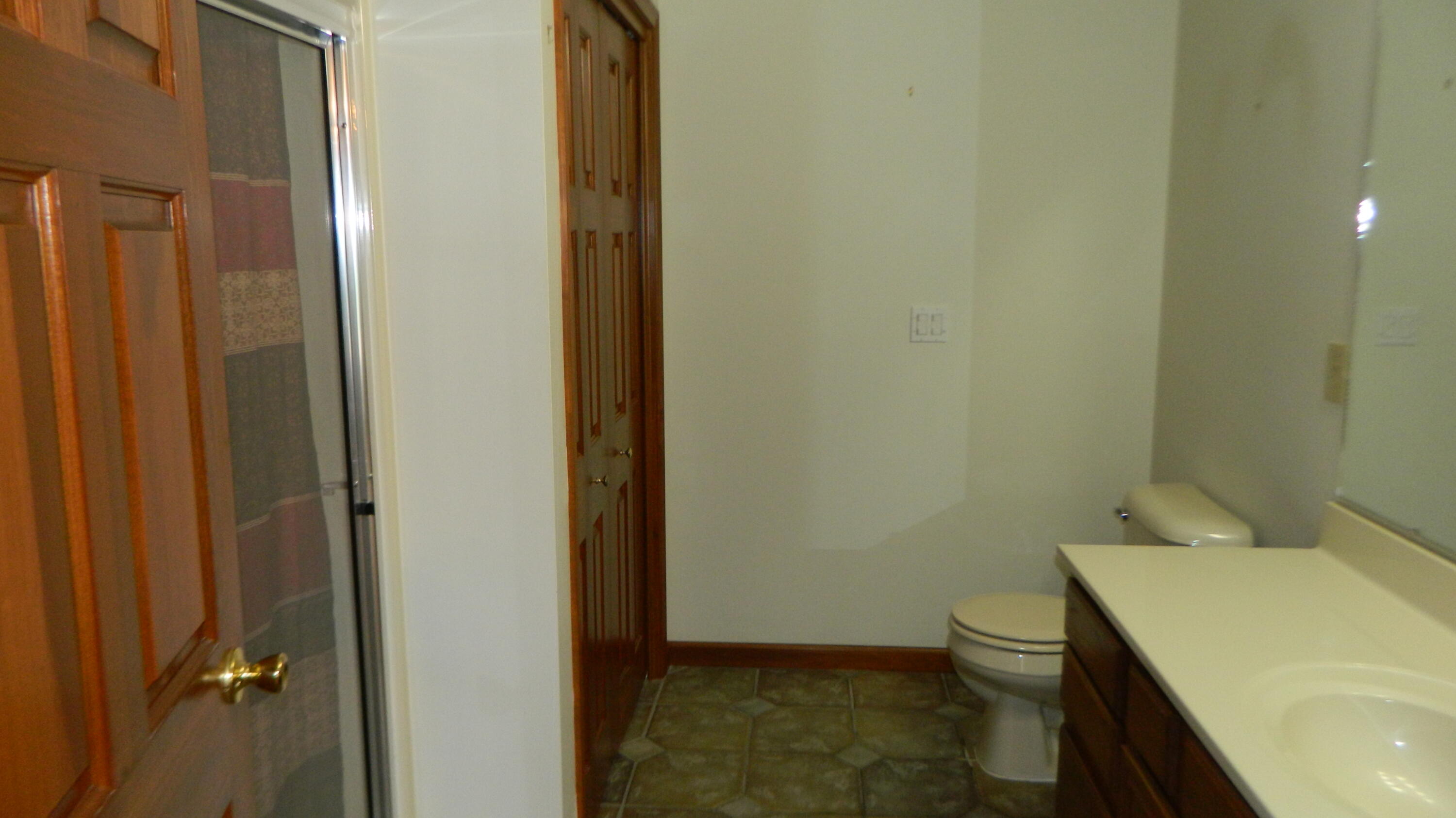 1902 Willow Lakes Drive, Springfield, Ohio 45502