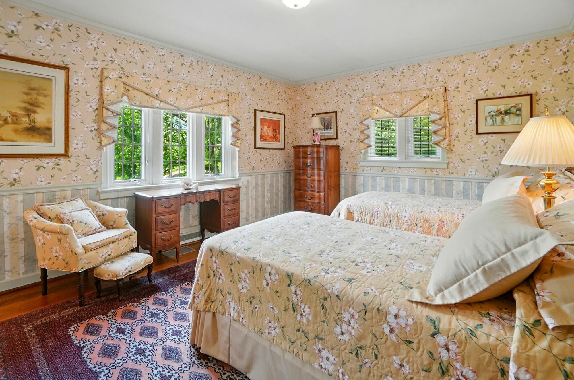 2475 Signal Hill Road, Springfield, Ohio 45504