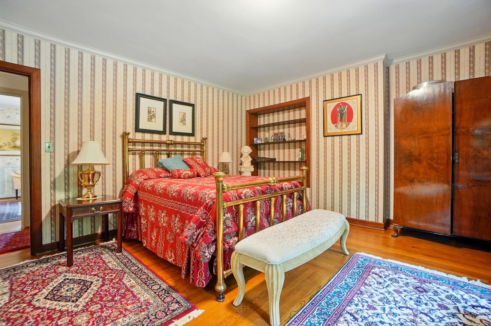 2475 Signal Hill Road, Springfield, Ohio 45504