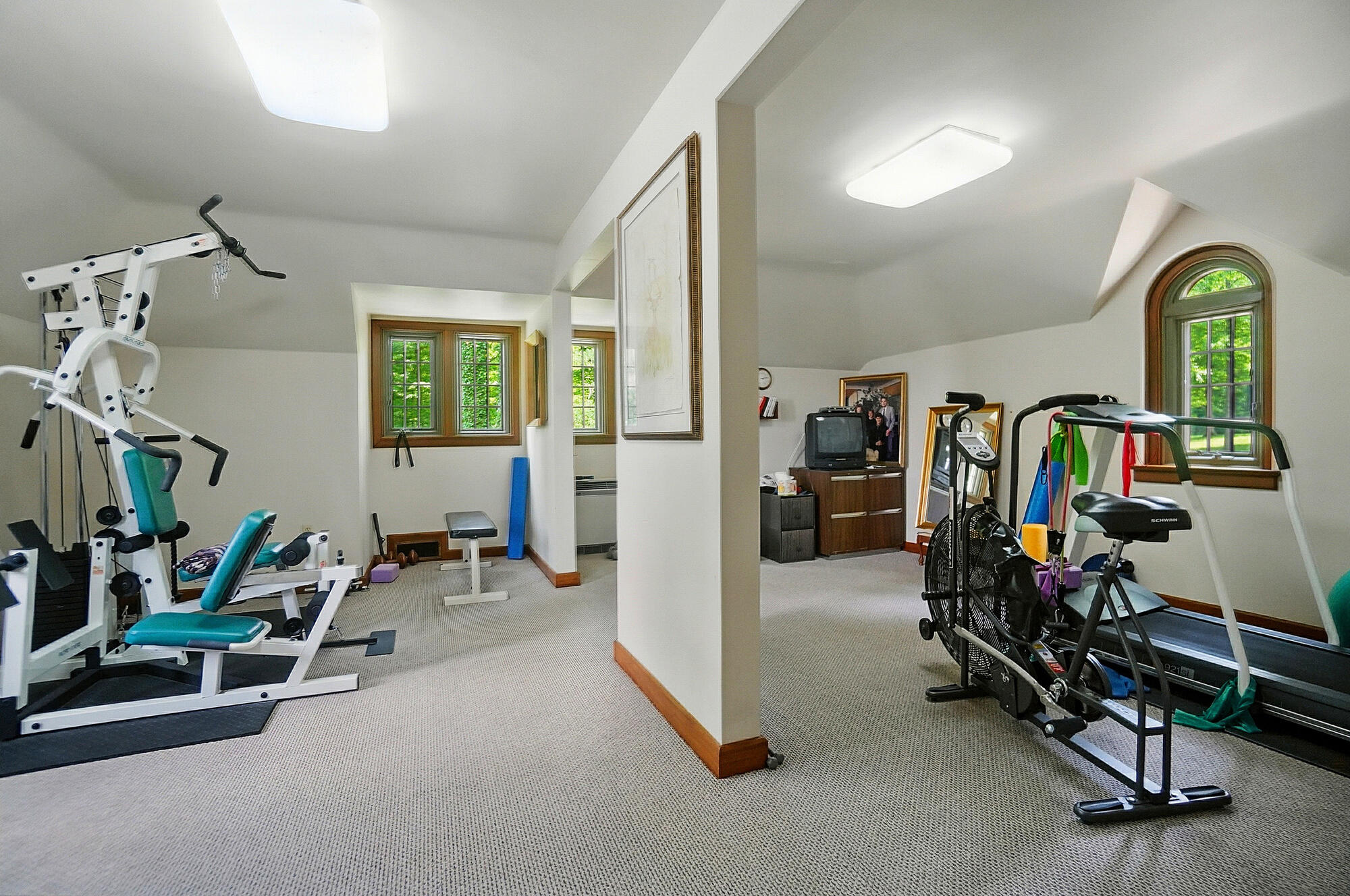 2475 Signal Hill Road, Springfield, Ohio 45504