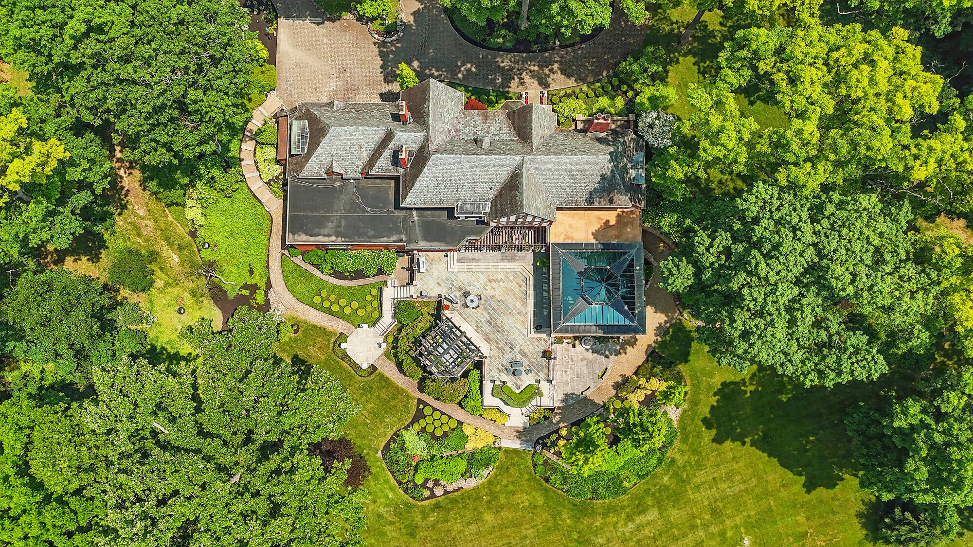 2475 Signal Hill Road, Springfield, Ohio 45504
