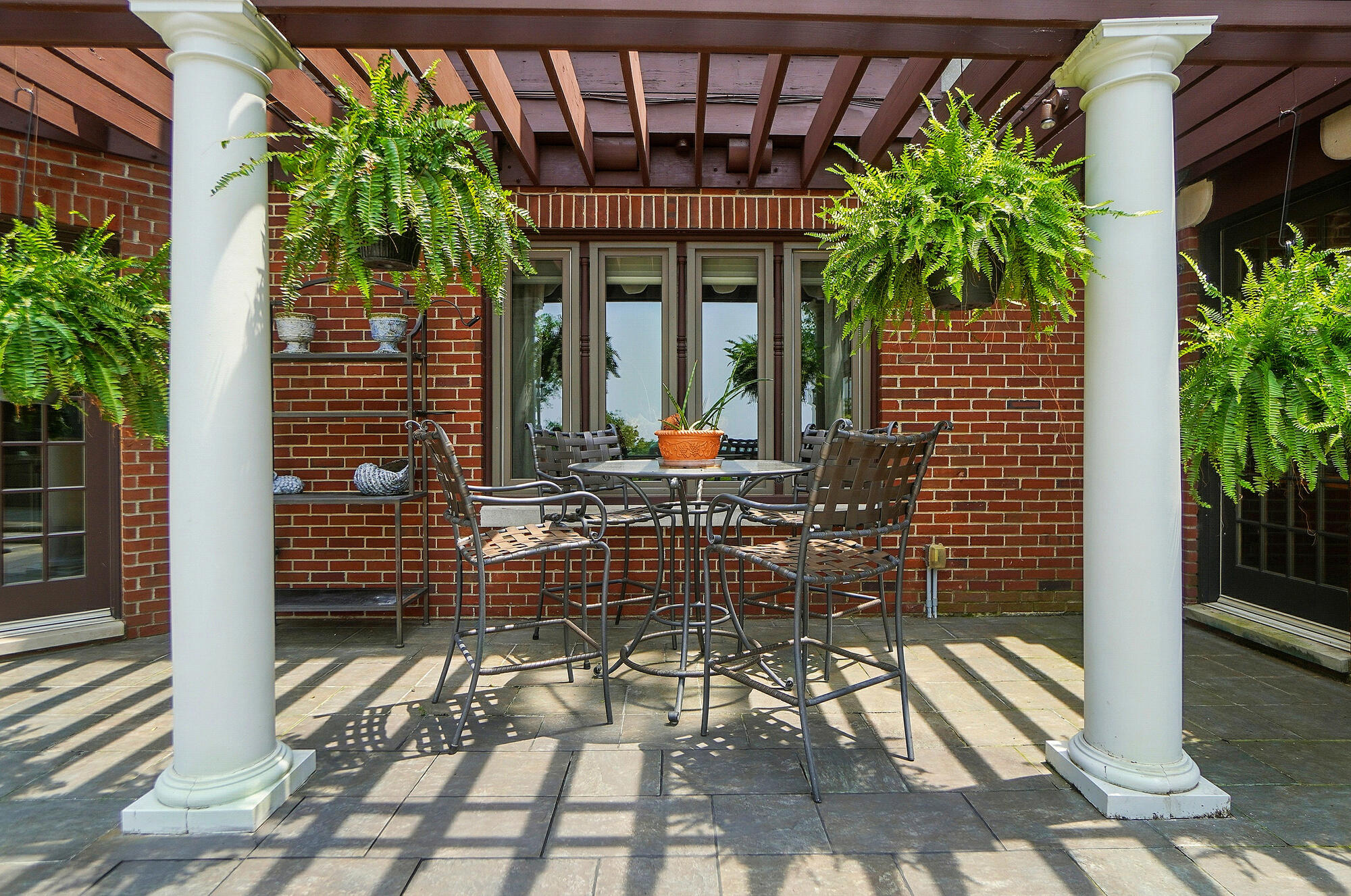 2475 Signal Hill Road, Springfield, Ohio 45504