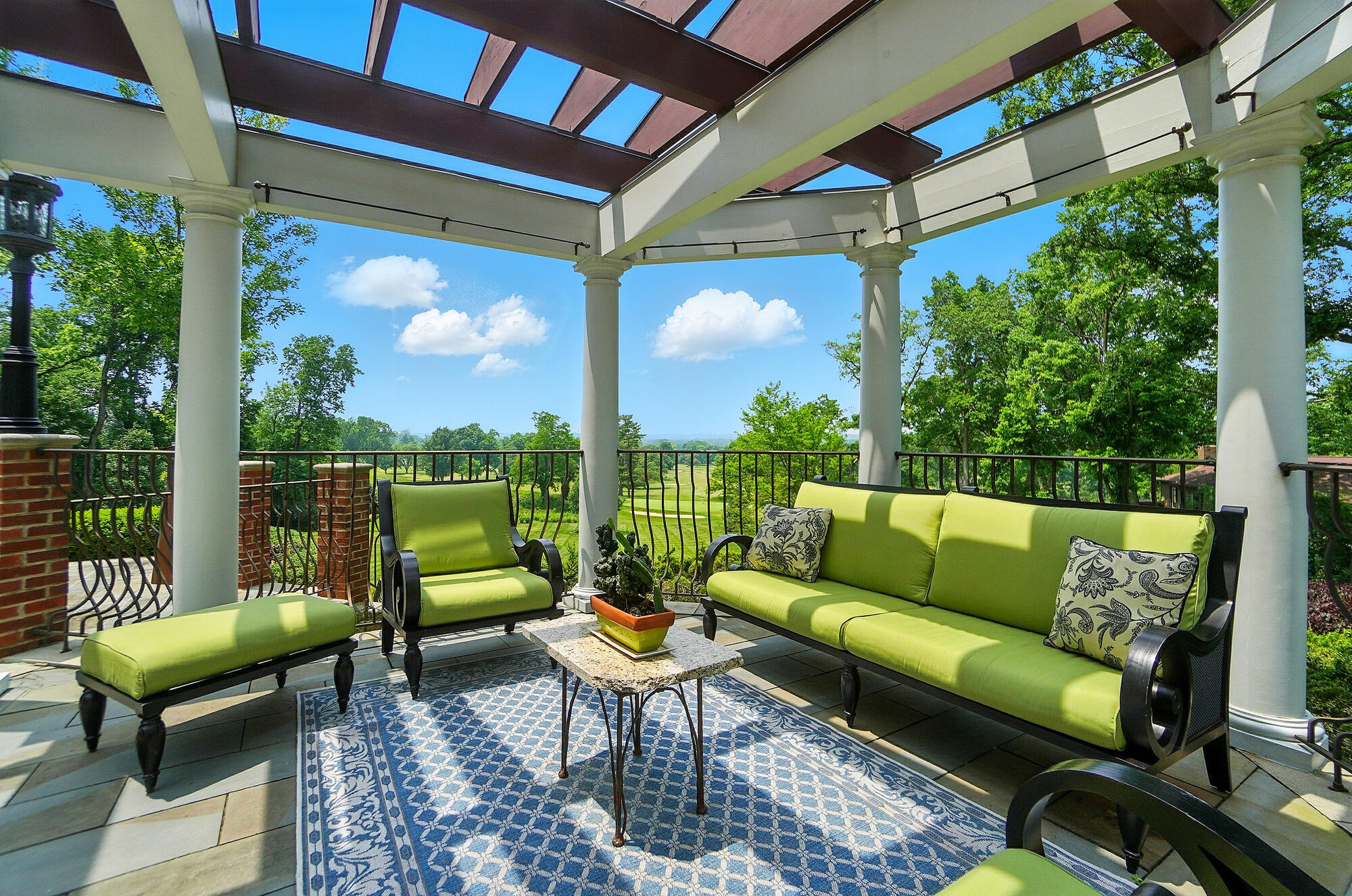 2475 Signal Hill Road, Springfield, Ohio 45504