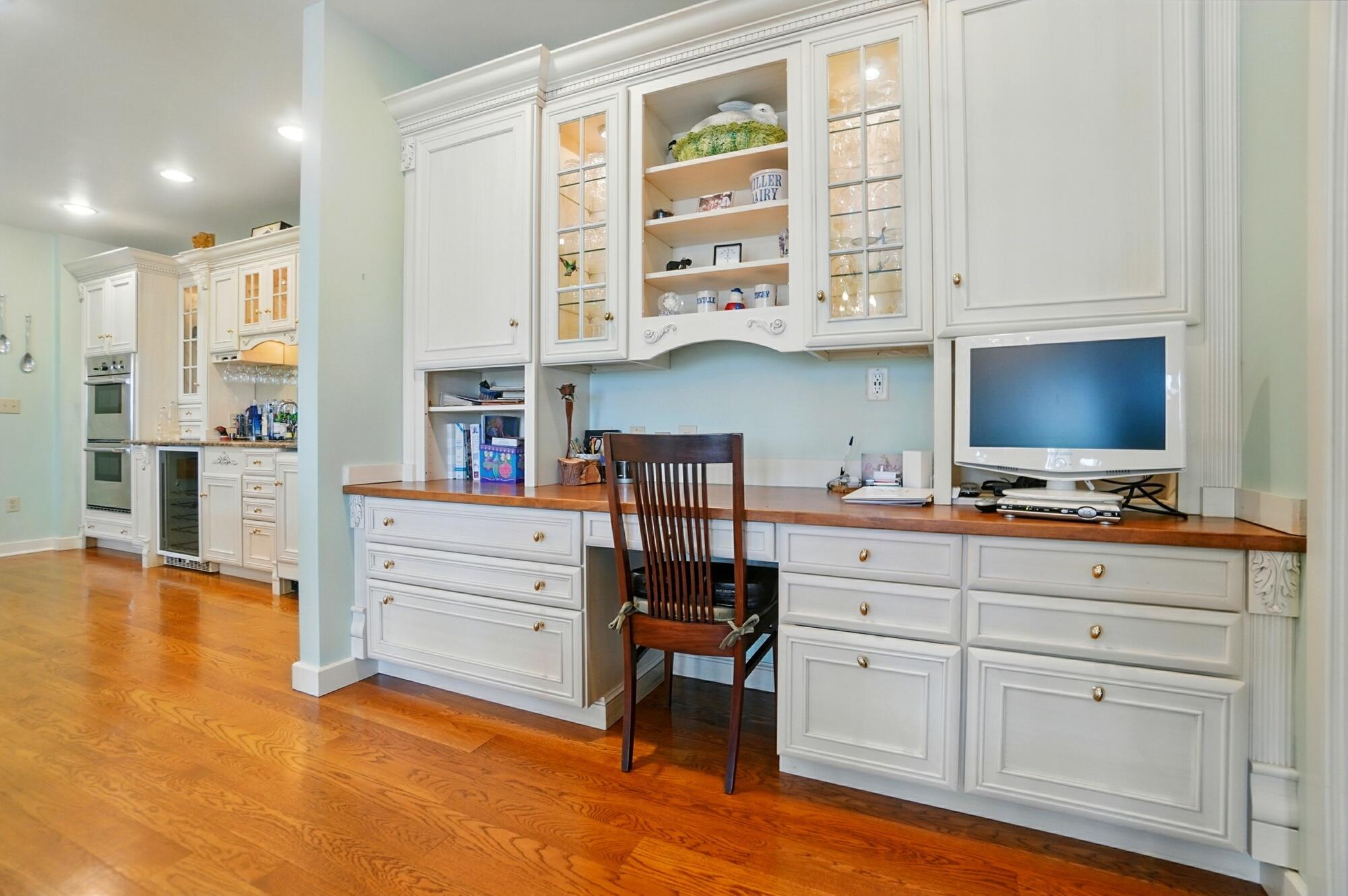 2475 Signal Hill Road, Springfield, Ohio 45504