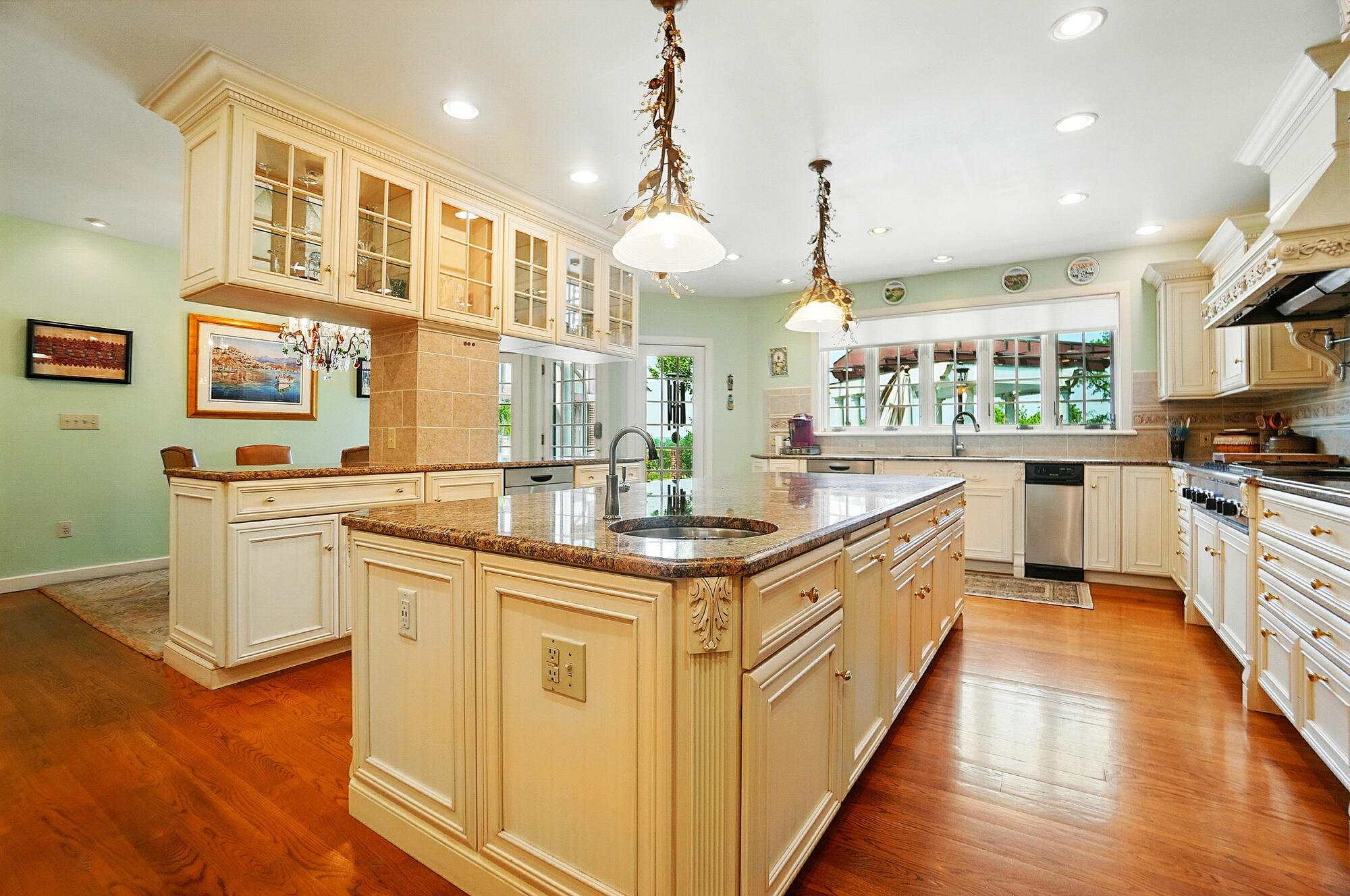 2475 Signal Hill Road, Springfield, Ohio 45504