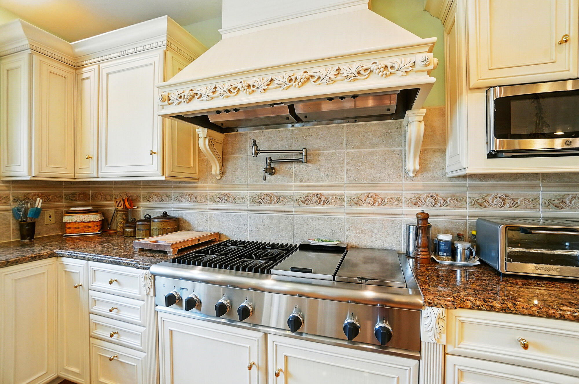 2475 Signal Hill Road, Springfield, Ohio 45504
