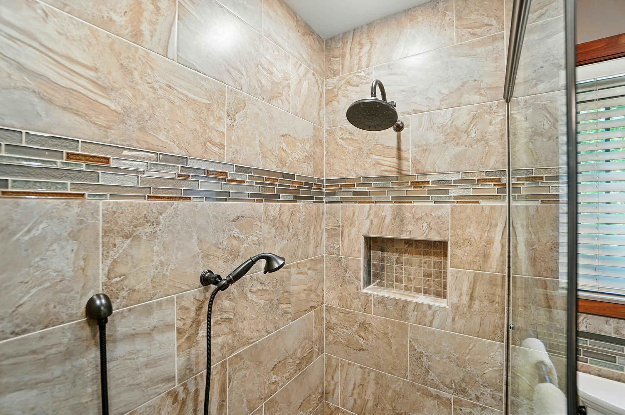 2475 Signal Hill Road, Springfield, Ohio 45504