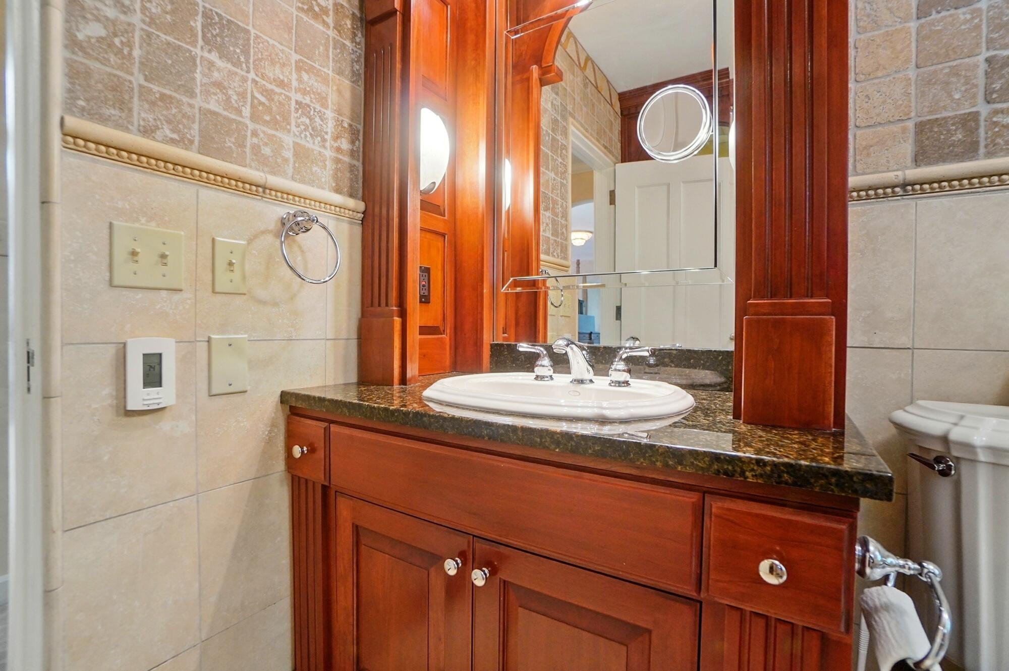 2475 Signal Hill Road, Springfield, Ohio 45504