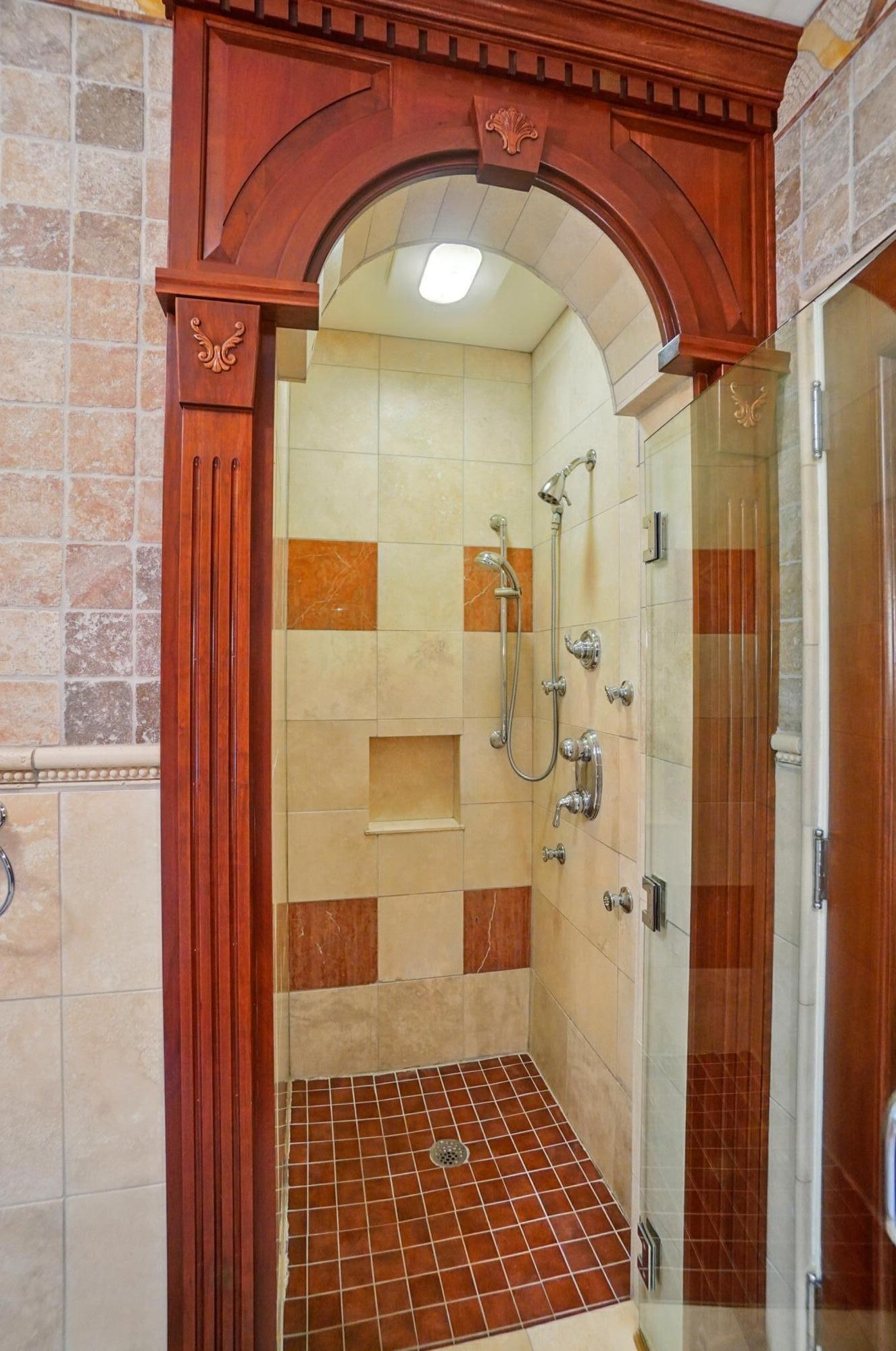2475 Signal Hill Road, Springfield, Ohio 45504