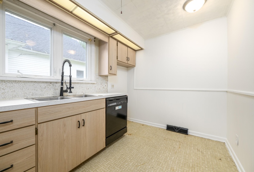 247 State Street-10