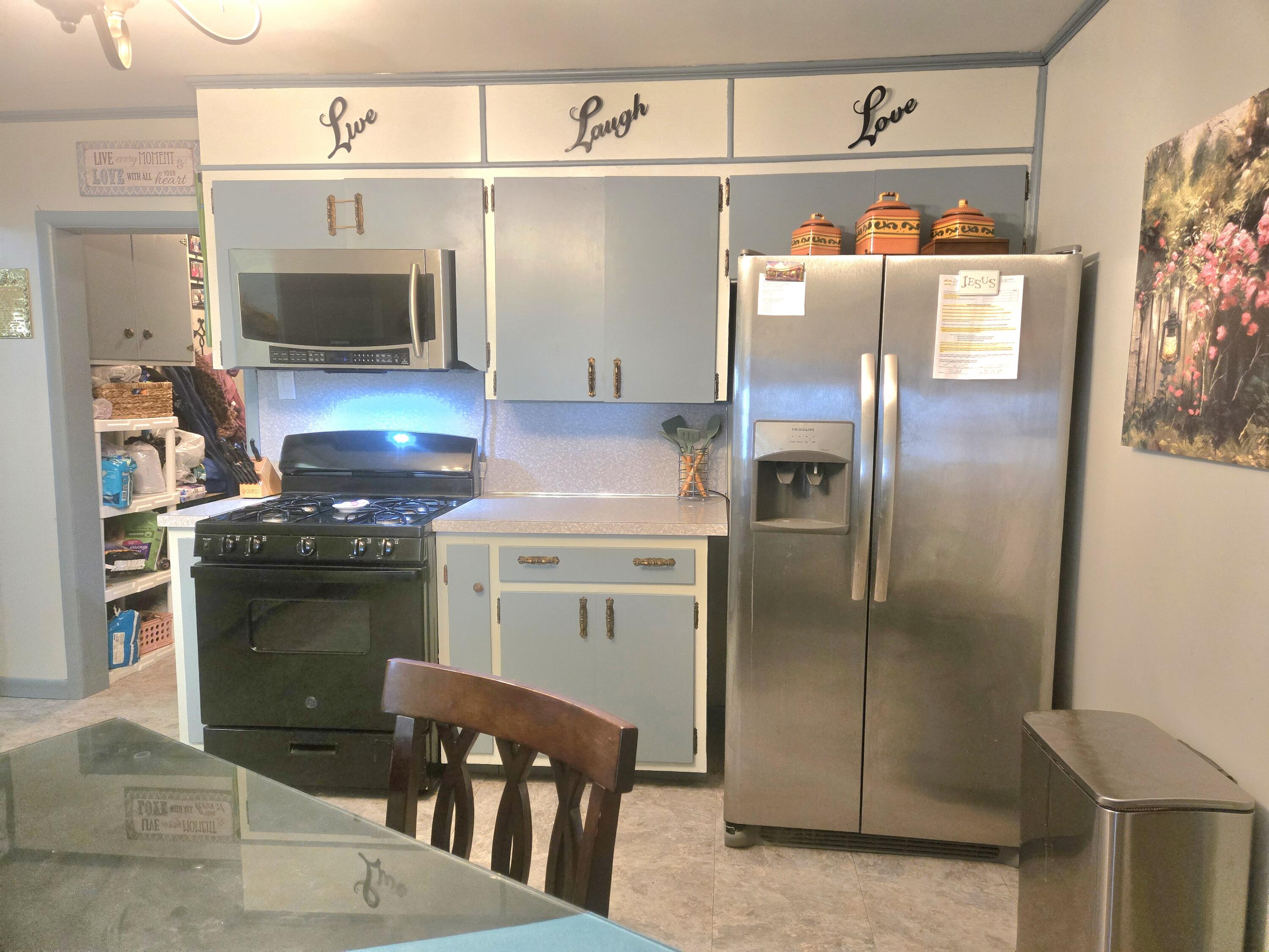 713 Blackhoof Street, Wapakoneta, Ohio 45895