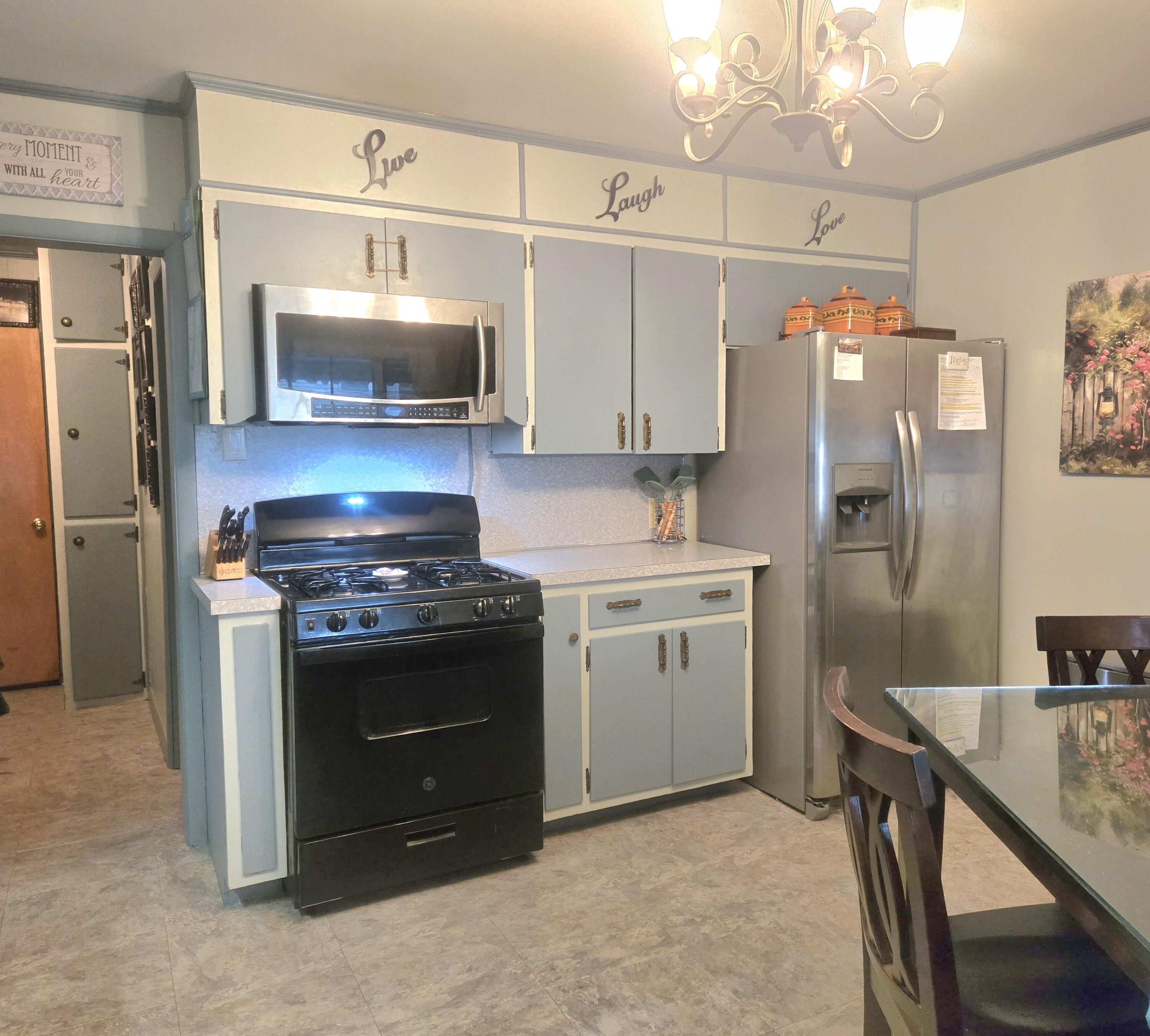 713 Blackhoof Street, Wapakoneta, Ohio 45895