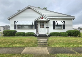 713 Blackhoof Street, Wapakoneta, Ohio 45895, 3 Bedrooms Bedrooms, ,1 BathroomBathrooms,Residential,For Sale,Blackhoof,1039458