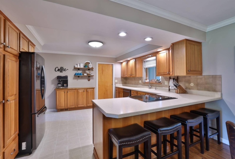 016-Kitchen