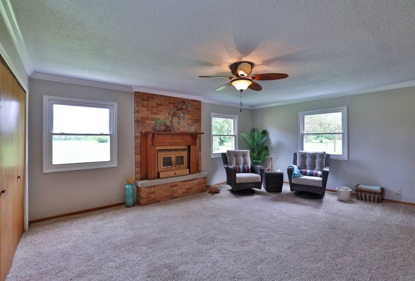 011-Family-Room-2