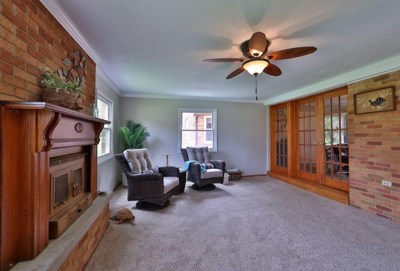 012-Family-Room-3