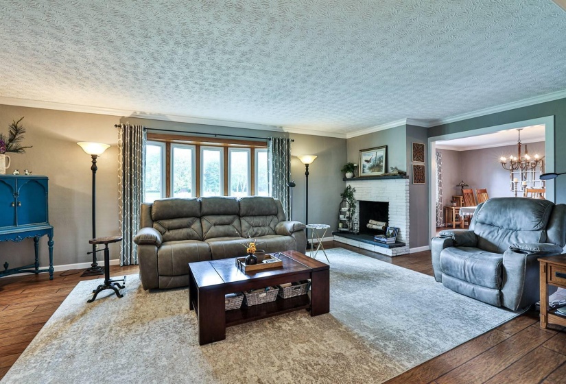 007-Living-Room-2
