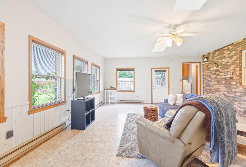 819 Lori Ct. Sidney -13