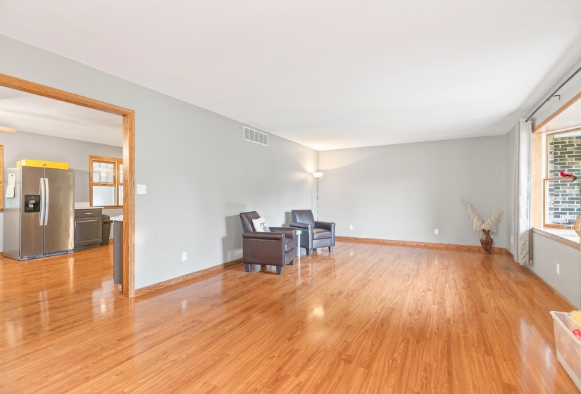 819 Lori Ct. Sidney -6
