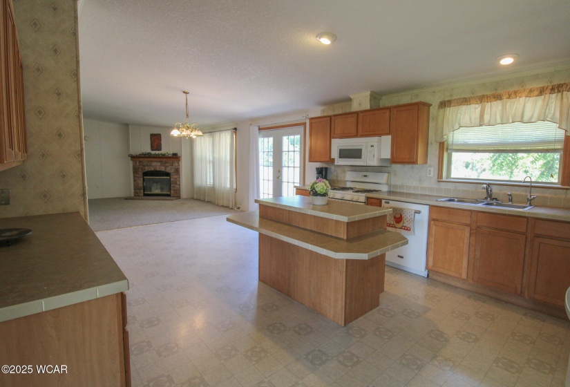 868 Napoleon Road, Lima, Ohio, 4 Bedrooms Bedrooms, ,3 BathroomsBathrooms,Residential,For Sale,Napoleon,306495