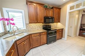 730 Beechwood Drive, Tipp City, Ohio 45371