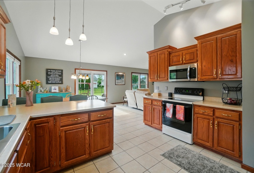 1810 Rosewood Drive, Wapakoneta, Ohio, 3 Bedrooms Bedrooms, ,2 BathroomsBathrooms,Residential,For Sale,Rosewood,307375