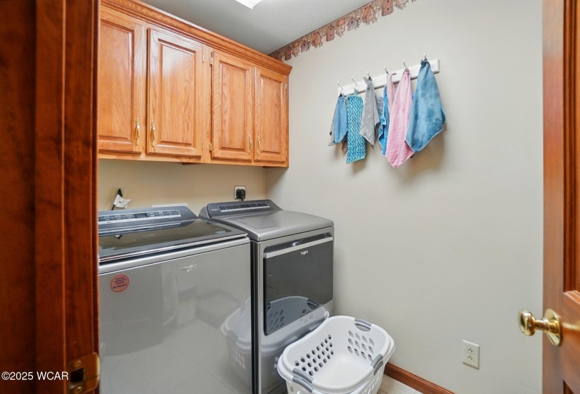 1810 Rosewood Drive, Wapakoneta, Ohio, 3 Bedrooms Bedrooms, ,2 BathroomsBathrooms,Residential,For Sale,Rosewood,307375