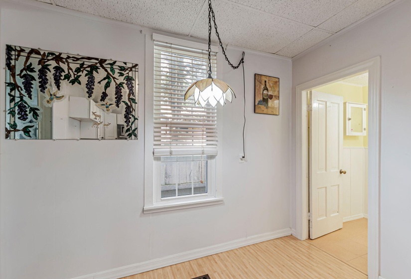 14-web-or-mls-2529-lagonda-ave
