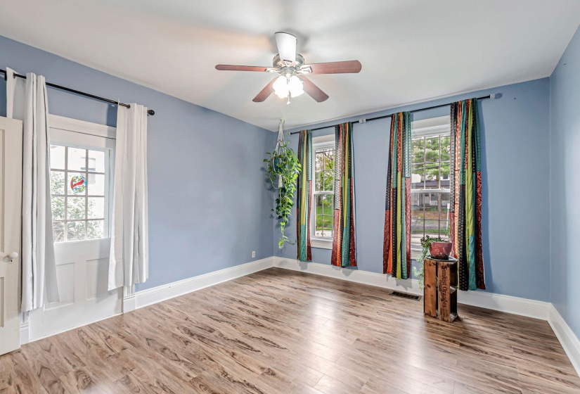 20-web-or-mls-2529-lagonda-ave