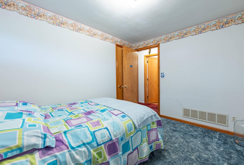 4833 Mesa-12