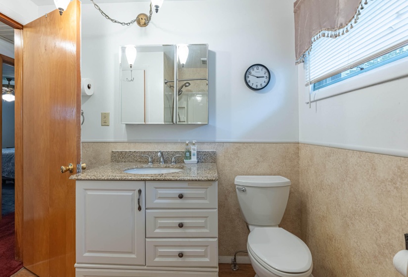 4833 Mesa-14