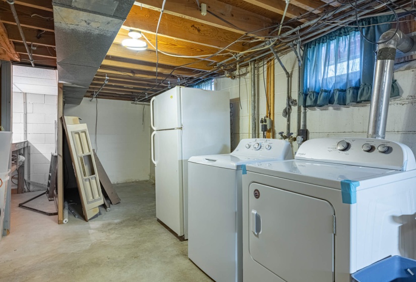 4833 Mesa-24
